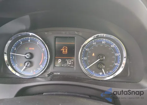 2018 Toyota Corolla Le из США, поврежденный, VIN 5YFBURHE6JP823718